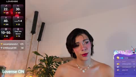 Snapshot of pixy_20 chatting on 01.18.25 cris online show from 01.18.25