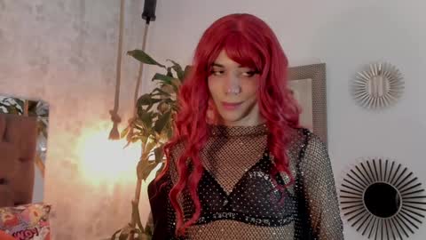 Snapshot of pixy_20 chatting on 01.26.25 cris online show from 01.26.25