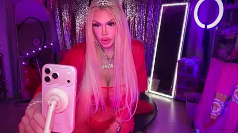 Snapshot of plasticfuckdoll chatting on 02.07.26 Dumb bimbo fuck doll online show from 02.07.26