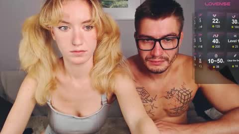 Snapshot of play_me_softly chatting on 09.25.25 play_me_softly online show from 09.25.25