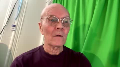 Snapshot of playdayfunshow chatting on 12.29.24 STC online show from 12.29.24