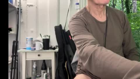 Snapshot of playdayfunshow chatting on 03.06.25 STC online show from 03.06.25