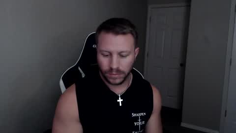 Snapshot of player2pawns chatting on 10.21.25 Player online show from 10.21.25