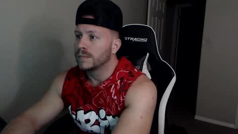 Snapshot of player2pawns chatting on 11.03.25 Player online show from 11.03.25