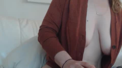 PlayfulSamira online show from 09.30.25