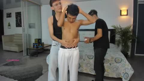 Snapshot of playhardsex chatting on 09.27.25   online show from 09.27.25