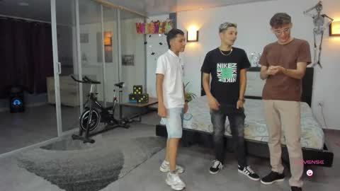 Snapshot of playhardsex chatting on 10.07.25   online show from 10.07.25