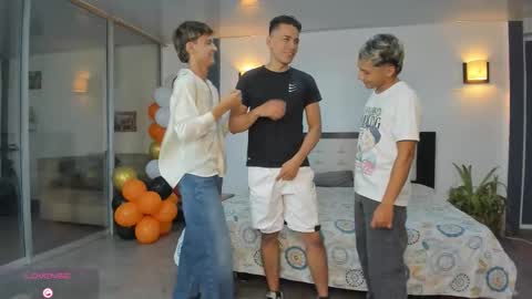   online show from 11.22.25