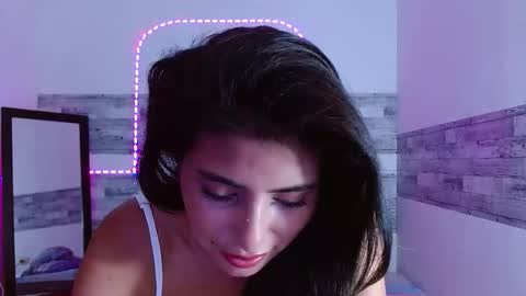 Snapshot of pleassing_neighbour chatting on 10.24.25 Zalome online show from 10.24.25