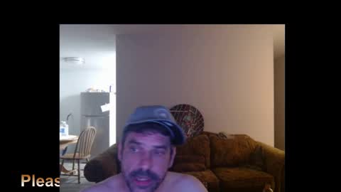 Snapshot of pleasure4tg chatting on 09.11.25 Anything4aTgirl online show from 09.11.25