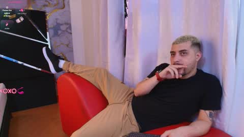 JUAN AND JULI online show from 10.13.25