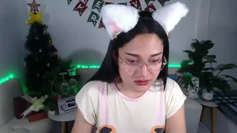 Ploysai online show from 12.16.24