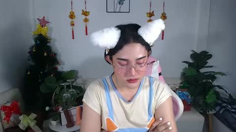 Ploysai online show from 01.16.25