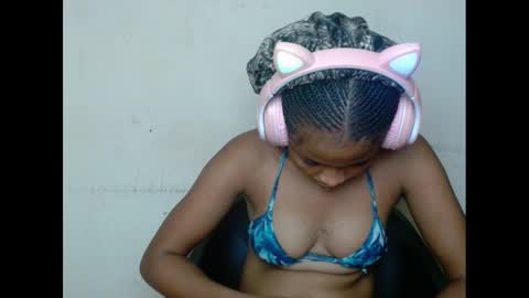 plumnjuicyx online show from 02.21.25