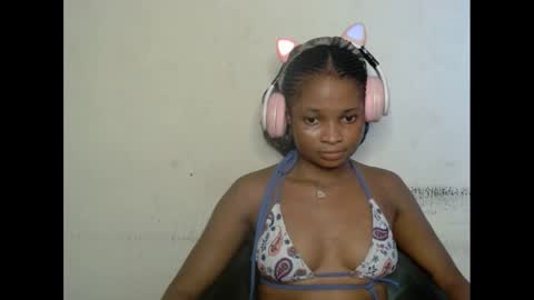 plumnjuicyx online show from 03.03.25