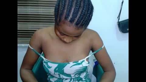 plumnjuicyx online show from 11.22.25