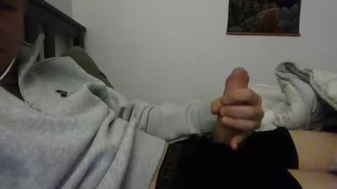 Snapshot of plyre chatting on 09.19.25 plyre online show from 09.19.25