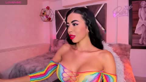 I dream of having many followers online show from 09.14.25