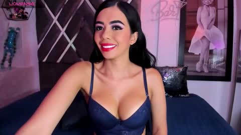 I dream of having many followers online show from 11.27.25