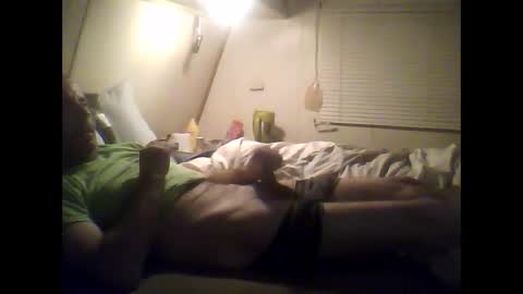 Snapshot of podzimek chatting on 02.16.25 podzimek online show from 02.16.25