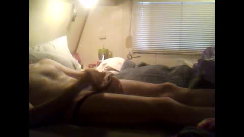 Snapshot of podzimek chatting on 02.19.25 podzimek online show from 02.19.25