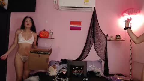 poison_pink online show from 10.06.25