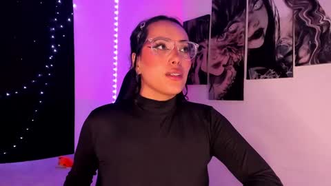 Willow                      Hours 12pm to 630pm Colombian time FRIDAY AND SUNDAY FREE DAYS online show from 12.04.24