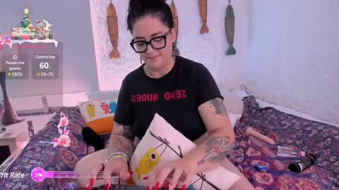 poisson_ivy_ online show from 12.21.24