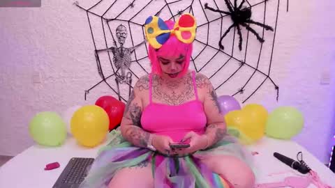 poisson_ivy_ online show from 10.24.25