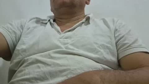 Snapshot of poli475 chatting on 09.09.25 poli online show from 09.09.25