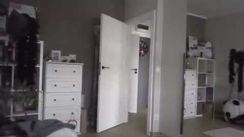 Polish Boy online show from 12.17.25