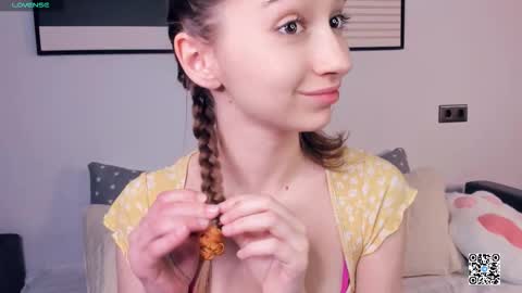 Polly online show from 09.16.25