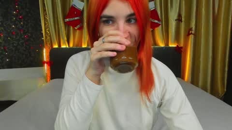 Polly online show from 01.05.25