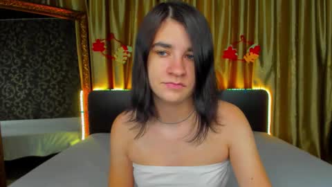 Polly online show from 11.09.25