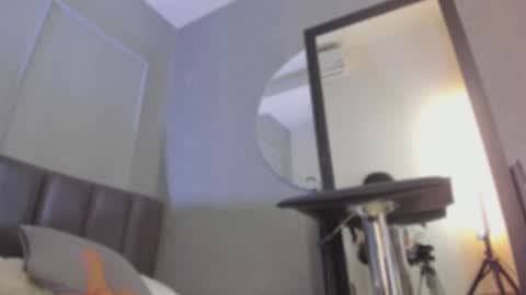 POLLY online show from 10.08.25