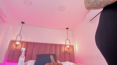 POLLY online show from 01.15.26