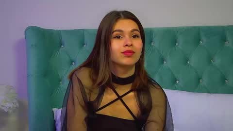 Polly online show from 09.22.25