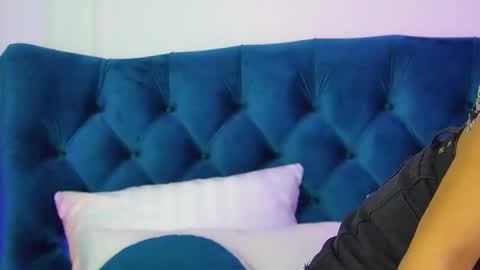 Polly online show from 02.03.26