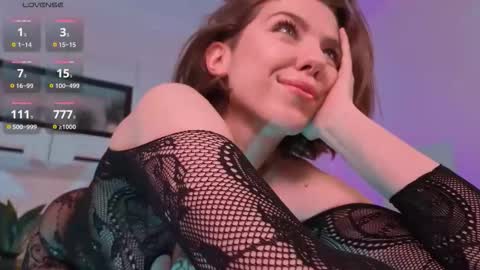  Your Polly  follow me  online show from 11.29.25