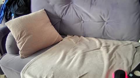 Snapshot of pomara1 chatting on 02.07.25 Mark online show from 02.07.25