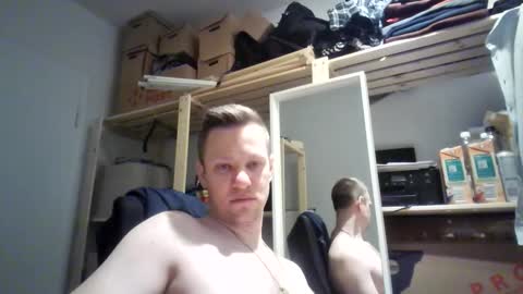 pommesmiteiscreme online show from 02.15.26