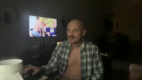 Snapshot of pompous_pirate chatting on 02.14.26 Pompous Pirates online show from 02.14.26