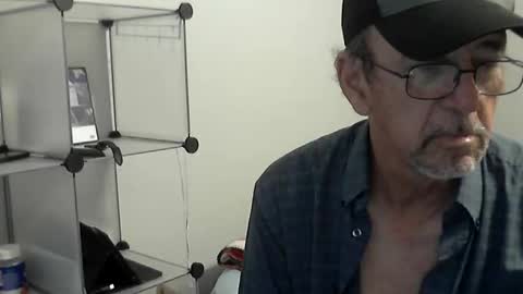 Snapshot of ponchitodenver chatting on 11.16.25 Ponchitodenver online show from 11.16.25