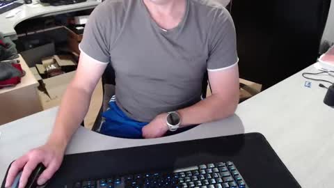 Snapshot of poodledude chatting on 11.18.25 Dave online show from 11.18.25