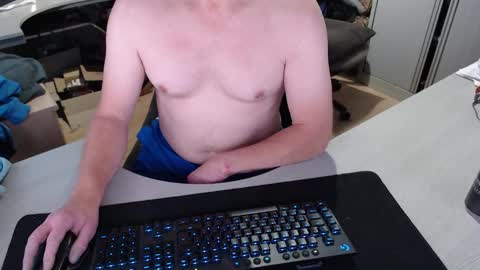 Snapshot of poodledude chatting on 11.22.25 Dave online show from 11.22.25