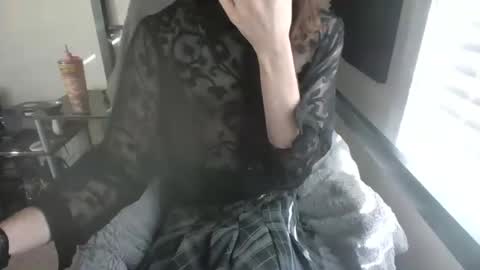 Snapshot of porcelain_tears01 chatting on 10.28.25 porcelain_tears01 online show from 10.28.25