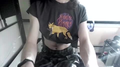 Snapshot of porcelain_tears01 chatting on 11.14.25 porcelain_tears01 online show from 11.14.25