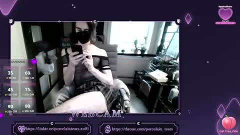 Snapshot of porcelain_tears01 chatting on 07.28.26 porcelain_tears01 online show from 07.28.26