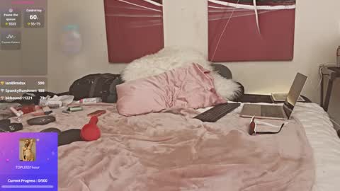 Veronica Ronnie Taylor online show from 01.11.25