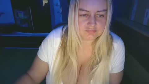 MelissOfficial online show from 02.16.25